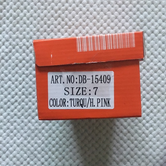 Girls blue and pink size 7 shoes NWT - Picture 9 of 9